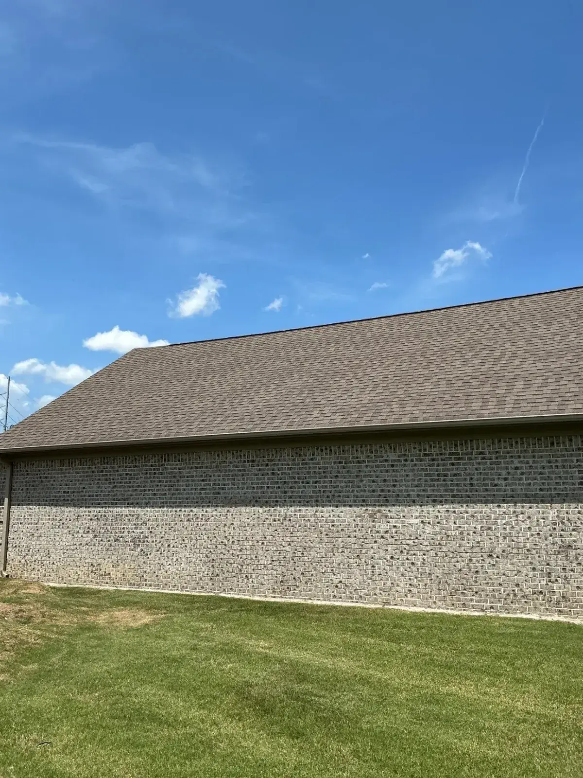 New roof on a brick home in Southaven